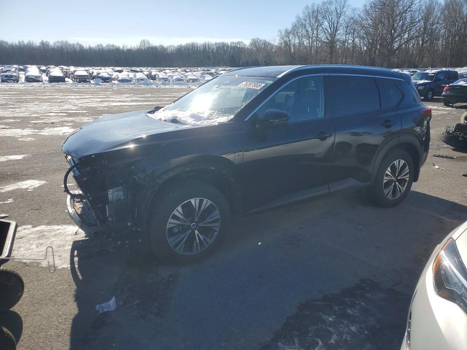 Nissan Rogue 2022, VIN JN1BJ1BWXNW482139, 4/5
