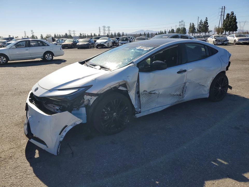 Toyota Prius 2024, VIN JTDACAAU1R3040943, 3/5