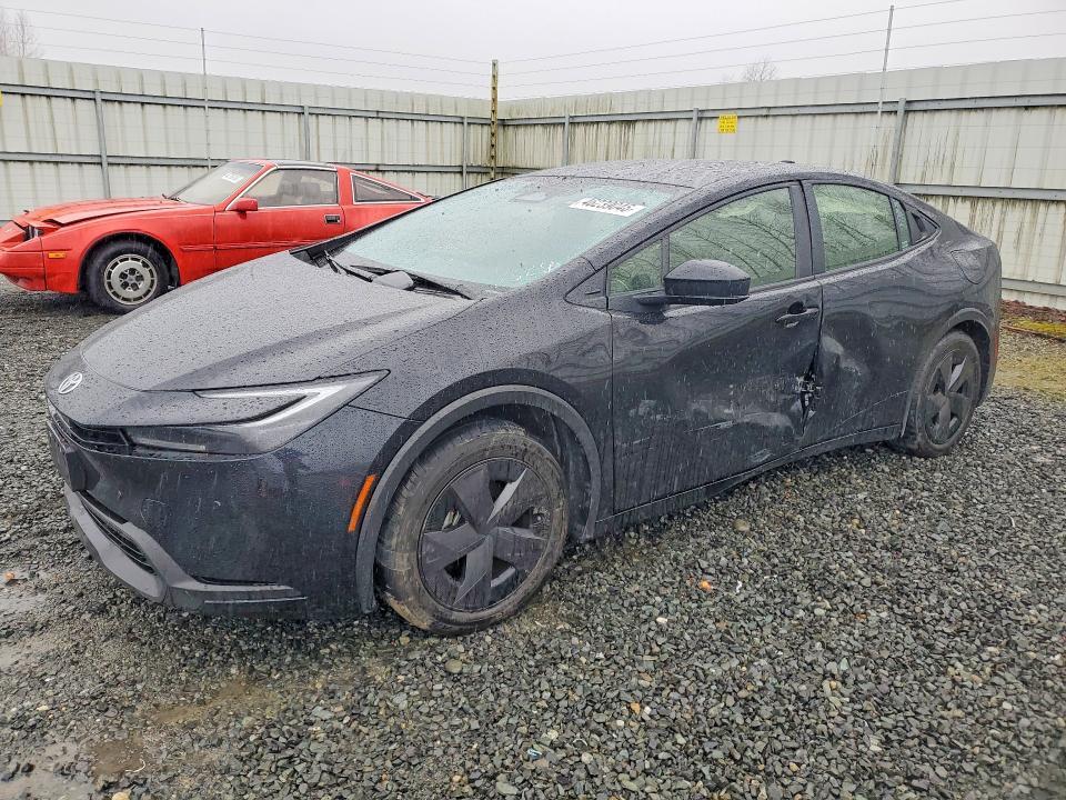 Toyota Prius 2023, VIN JTDACAAU4P3003690, 1/5