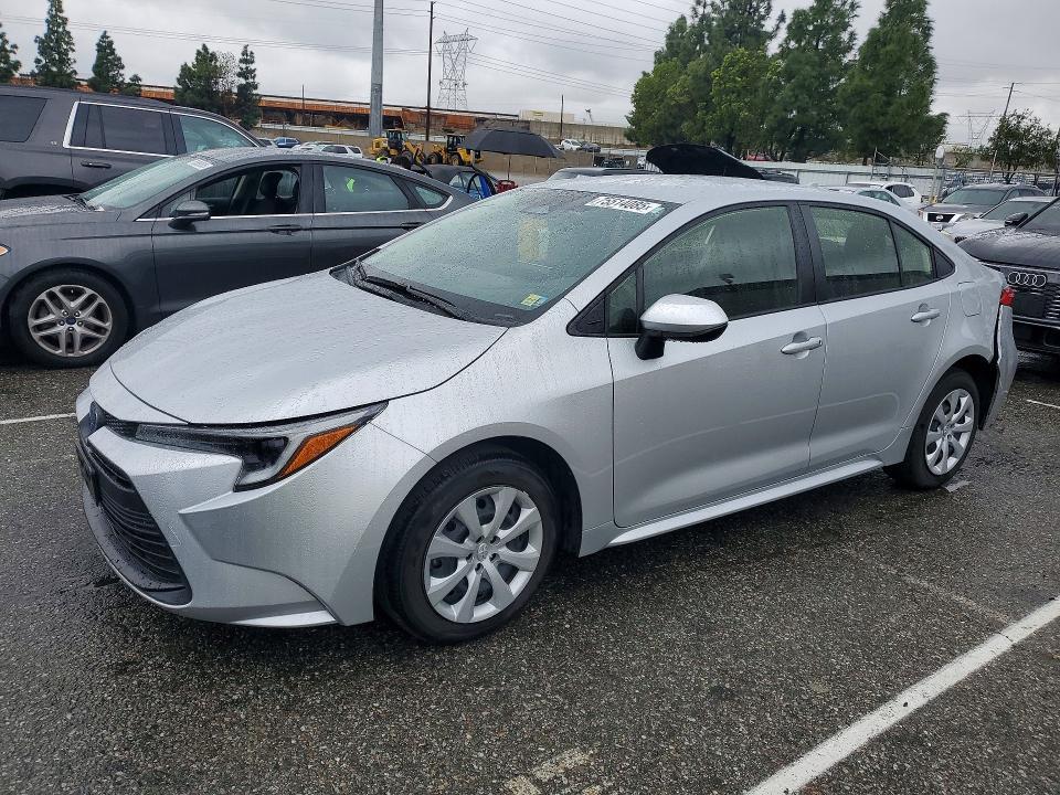 Toyota Corolla 2023, VIN JTDB4MEE1P3010618, 4/5