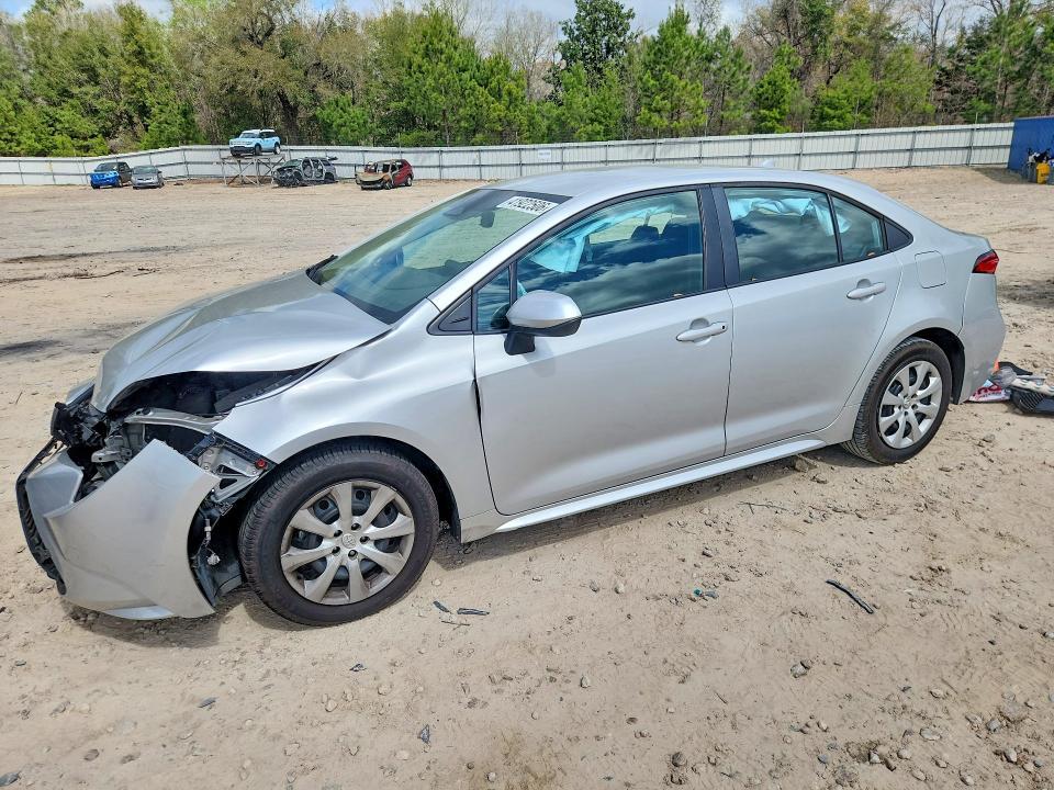 Toyota Corolla 2023, VIN JTDBCMFE3PJ015719, 3/5