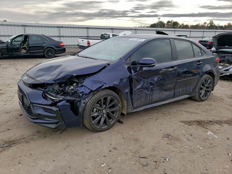 Toyota Corolla 2025, VIN JTDBCMFE5S3102390, 2/5