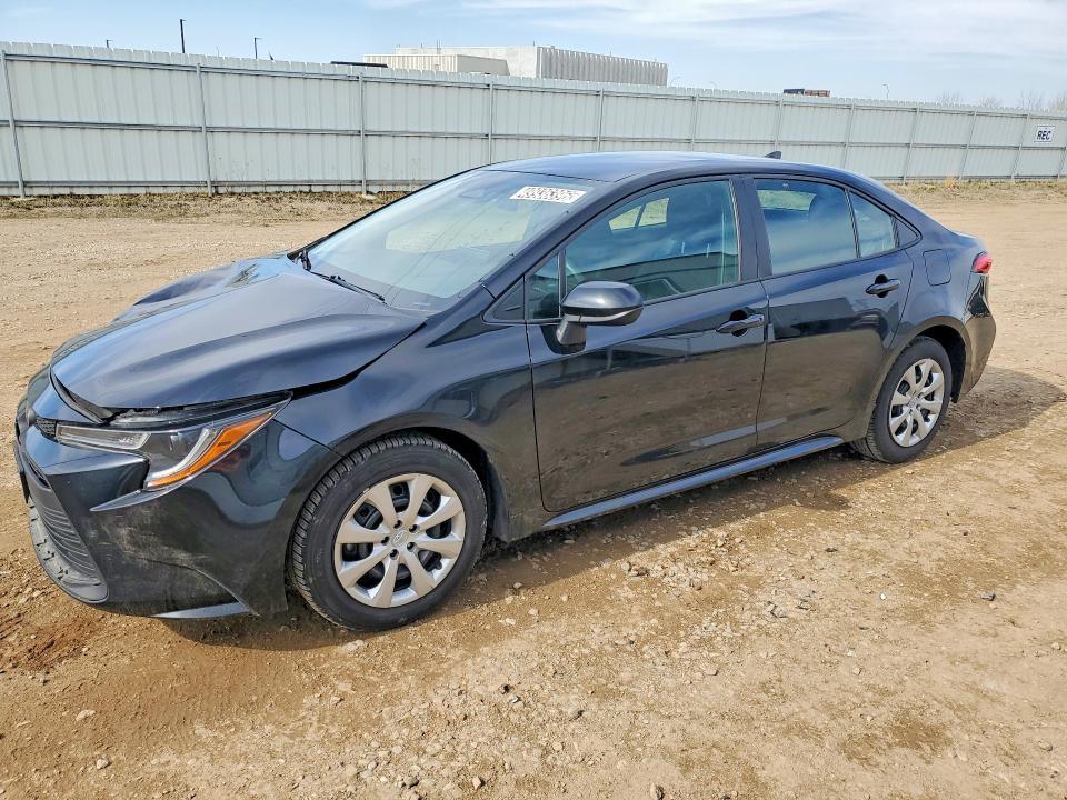 Toyota Corolla 2023, VIN JTDBCMFE7PJ013746, 3/5