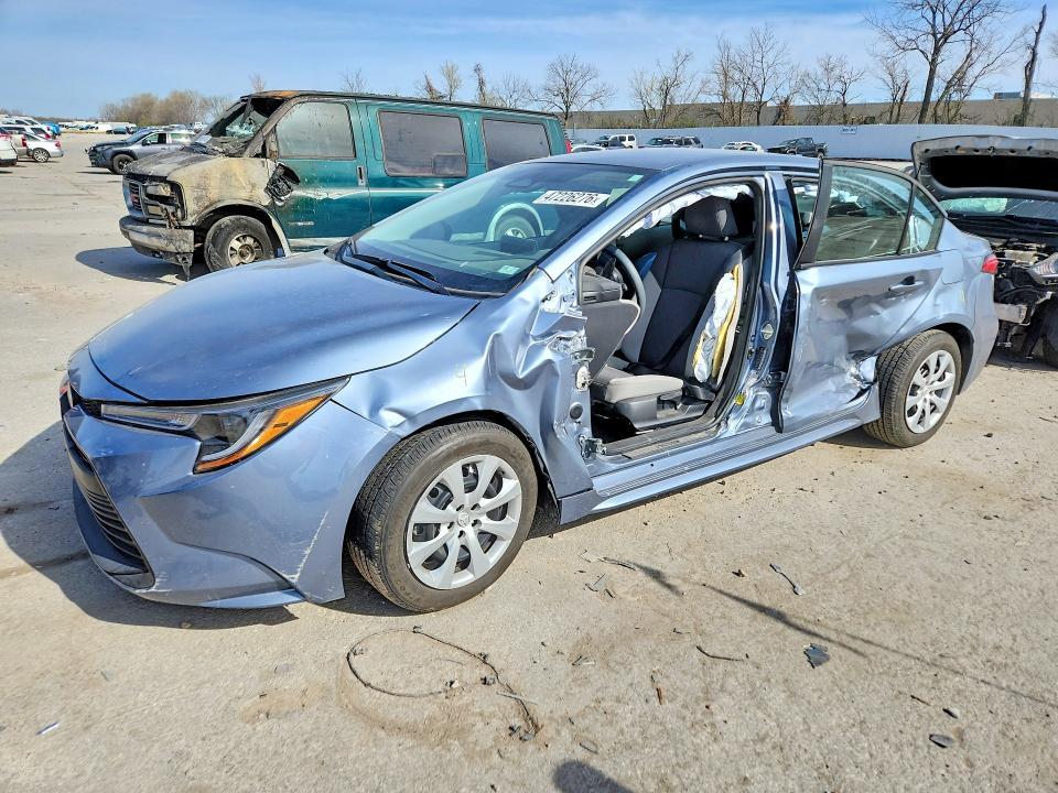 Toyota Corolla 2023, VIN JTDBCMFE7PJ013746, 5/5