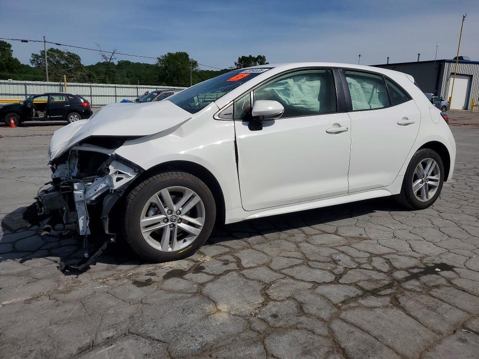 Toyota Corolla 2021, VIN JTDEAMDEXMJ002032, 4/5