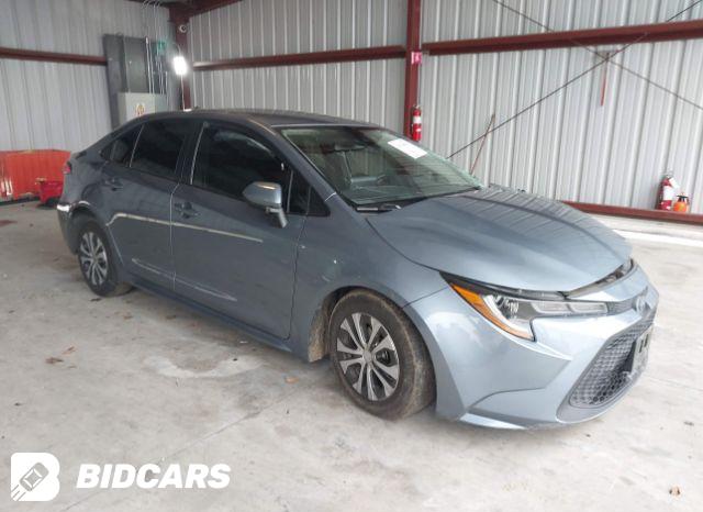 Toyota Corolla 2021, VIN JTDEAMDEXMJ013273, 3/5