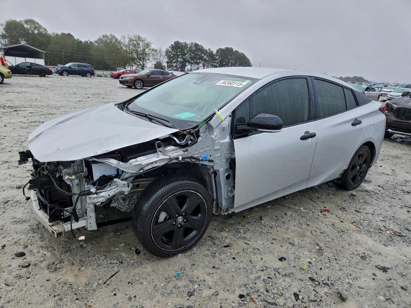 Toyota Prius 2021, VIN JTDKAMFP0M3172860, 3/5