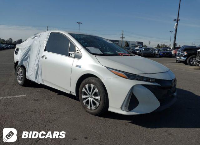 Toyota Prius 2021, VIN JTDKAMFP8M3165798, 4/11