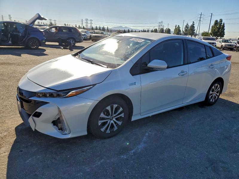Toyota Prius 2022, VIN JTDKAMFPXN3204893, 2/11