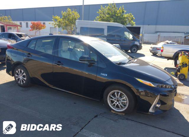 Toyota Prius 2021, VIN JTDKAMFU0M3134583, 8/12
