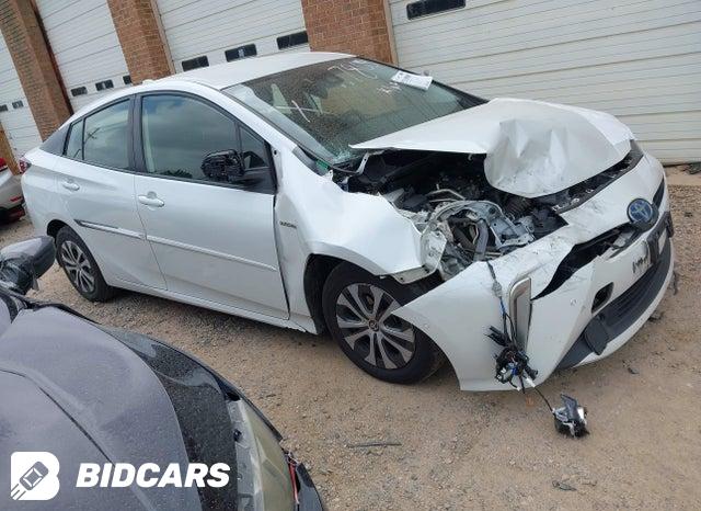 Toyota Prius 2022, VIN JTDKAMFU2N3162404, 3/5