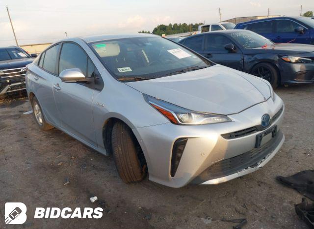 Toyota Prius 2021, VIN JTDKAMFU5M3128214, 1/5