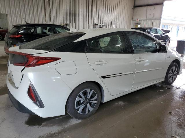 Toyota Prius 2017, VIN JTDKARFP3H3058418, 3/5
