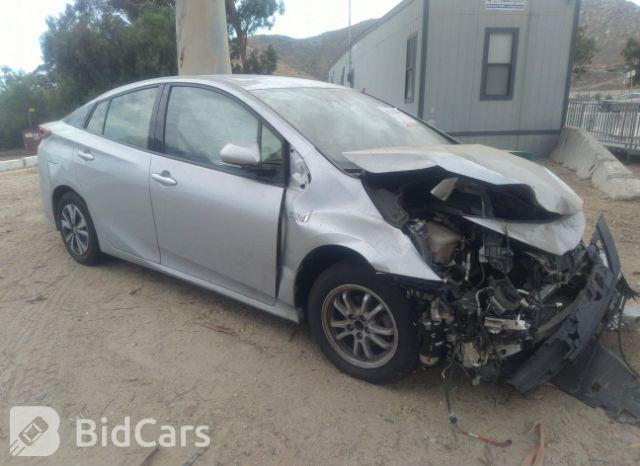 Toyota Prius 2017, VIN JTDKARFP8H3047480, 1/5