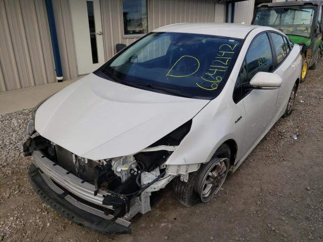 Toyota Prius 2017, VIN JTDKARFU6H3033941, 2/5