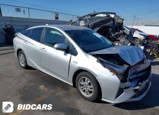 Toyota Prius 2016, VIN JTDKBRFU7G3504068, 3/5