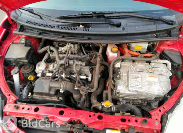 Toyota Prius 2013, VIN JTDKDTB32D1047830, 9/16