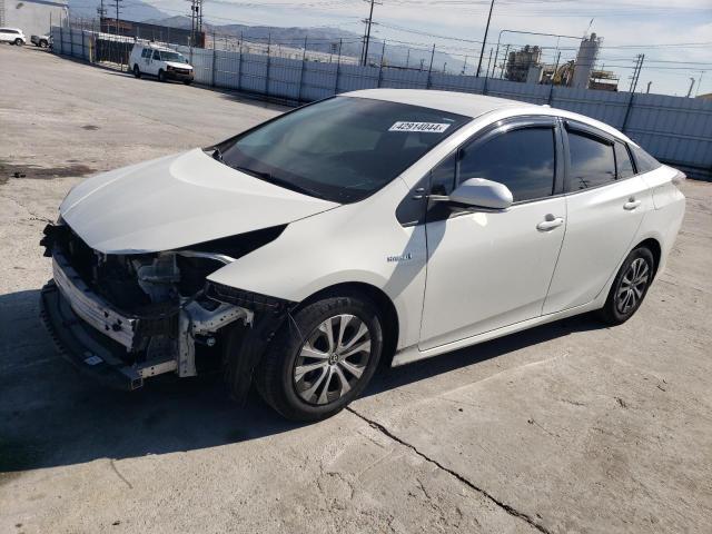 Toyota Prius 2015, VIN JTDKDTB34F1578417, 3/5