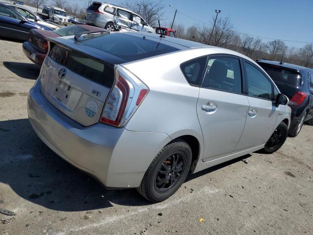Toyota Prius 2013, VIN JTDKN3DU0D5542345, 3/5