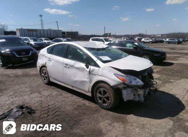 Toyota Prius 2014, VIN JTDKN3DU2E0378997, 3/5