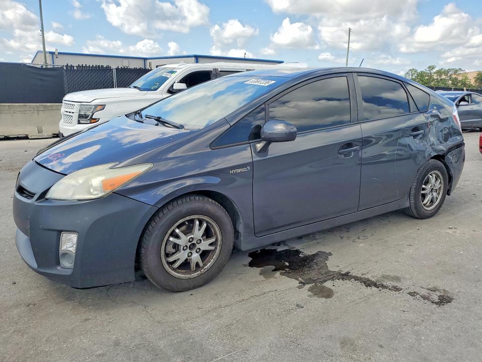 Toyota Prius 2010, VIN JTDKN3DU3A0018745, 14/19