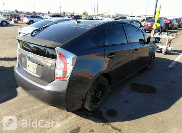 Toyota Prius 2013, VIN JTDKN3DU7D1643065, 4/5
