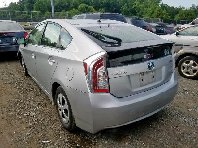 Toyota Prius 2014, VIN JTDKN3DUXE1758101, 3/5