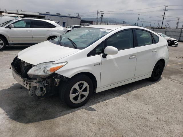 Toyota Prius 2014, VIN JTDZN3EU8EJ004160, 2/5