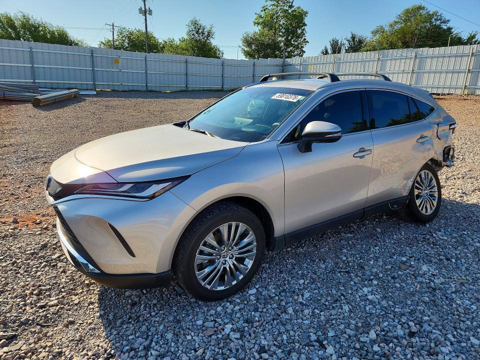 Toyota Venza 2024, VIN JTEAAAAH2RJ154966, 2/5
