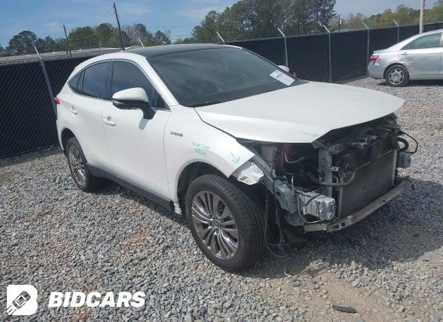 Toyota Venza 2021, VIN JTEAAAAH5MJ010725, 2/5
