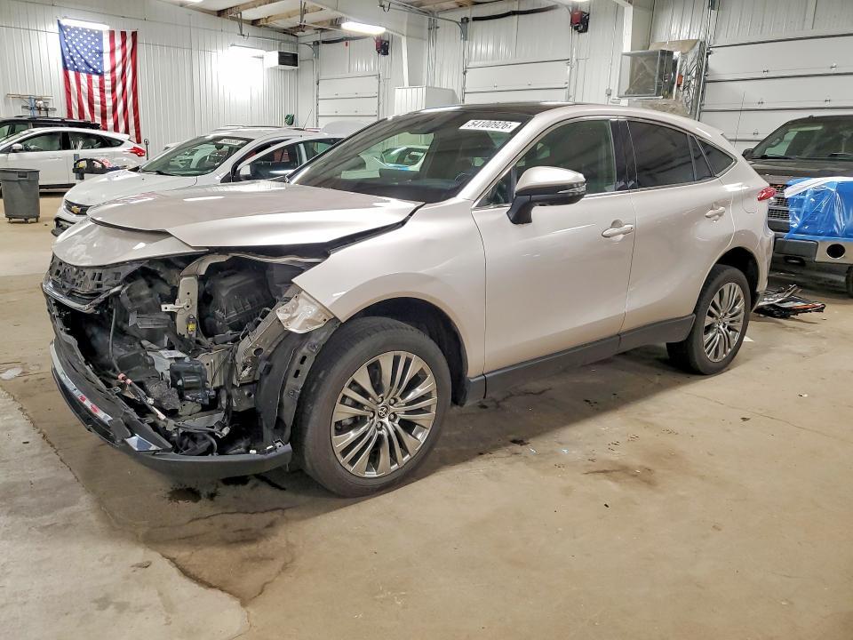 Toyota Venza 2022, VIN JTEAAAAH6NJ118031, 1/5