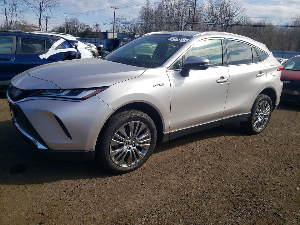 Toyota Venza 2021, VIN JTEAAAAH9MJ034560, 3/5