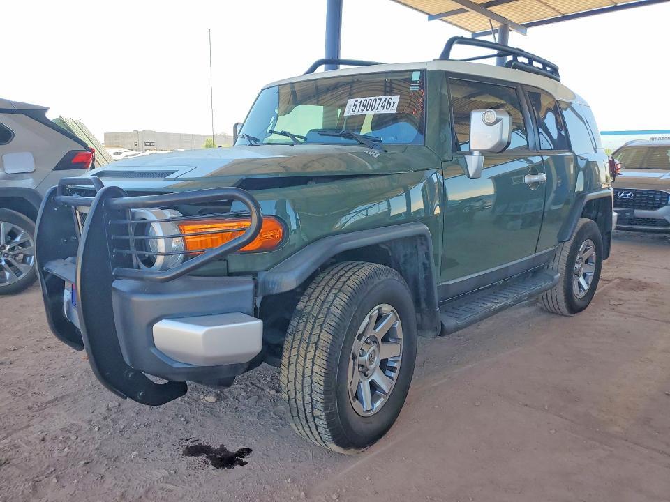 Toyota FJ Cruiser 2014, VIN JTEBU4BF8EK189252, 1/8