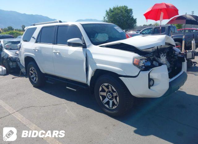 Toyota 4runner 2019, VIN JTEBU5JR4K5711550, 7/11