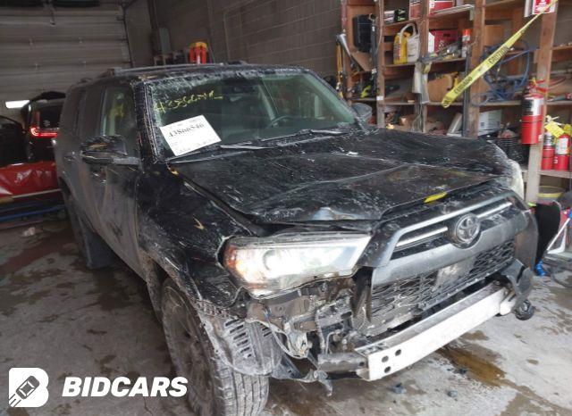 Toyota 4runner 2020, VIN JTEBU5JRXL5793317, 4/5
