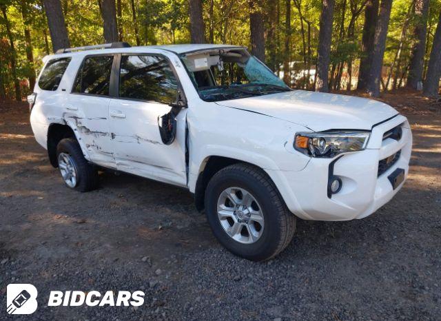 Toyota 4runner 2020, VIN JTEBU5JRXL5821004, 4/5