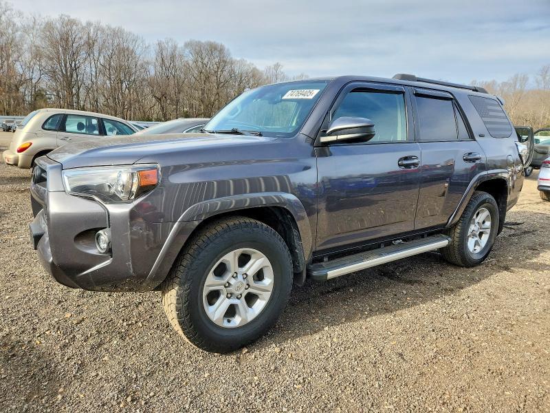 Toyota 4runner 2022, VIN JTEPU5JR0N6054525, 2/5