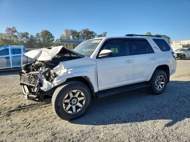 Toyota 4runner 2021, VIN JTERU5JR0M5841309, 1/5