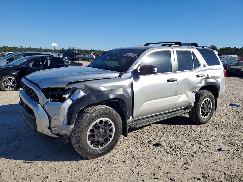 Toyota 4runner 2024, VIN JTESU5JR3R6269249, 1/5
