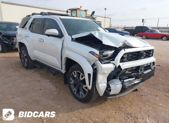 Toyota 4runner 2025, VIN JTEVA5BR2S5036219, 1/5