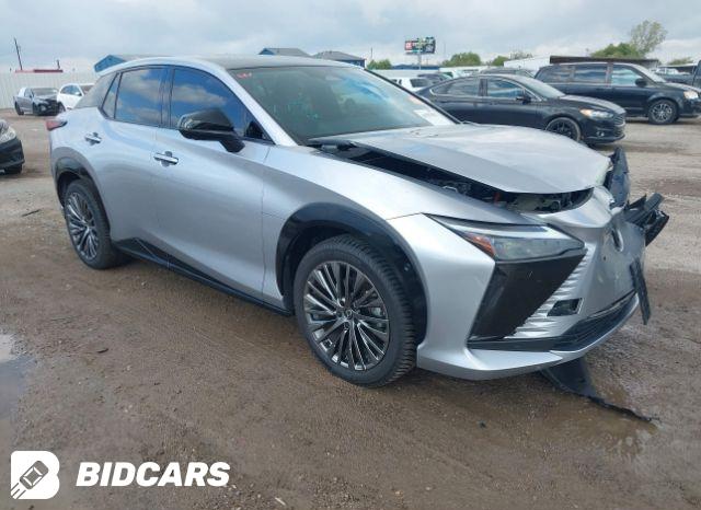 Lexus RZ 450E 2023, VIN JTJAAAAB8PA010977, 2/5