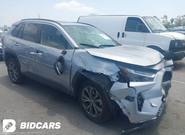 Toyota RAV4 2021, VIN JTMAB3FV5MD047252, 2/11