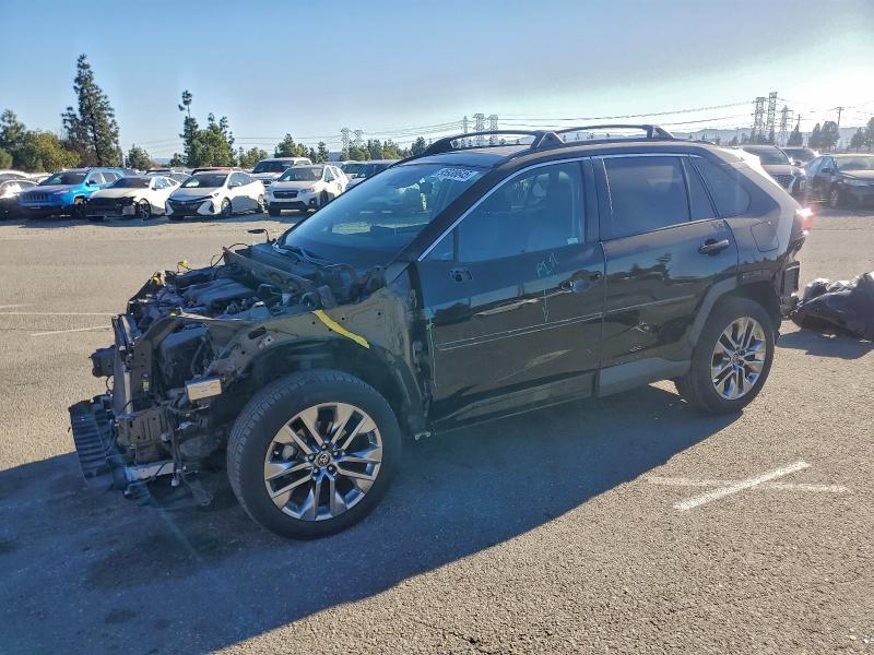 Toyota RAV4 2022, VIN JTMB6RFV3ND062734, 1/5