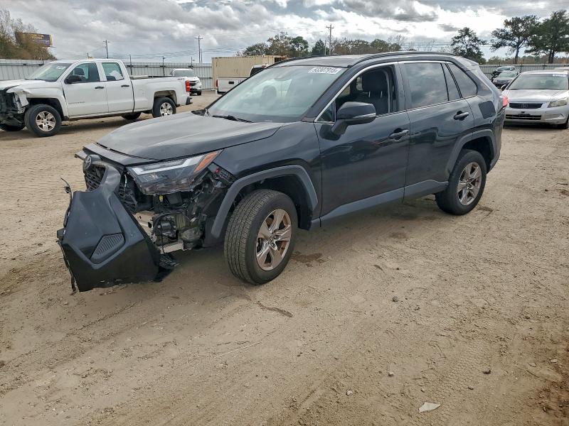 Toyota RAV4 2022, VIN JTMB6RFV3ND062734, 2/5