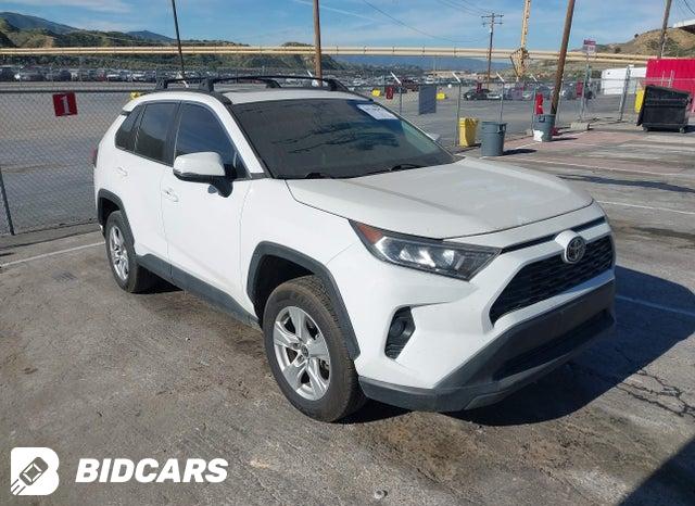 Toyota RAV4 2022, VIN JTME6RFV0ND525734, 3/5