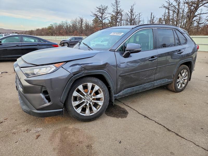 Toyota RAV4 2022, VIN JTME6RFV3NJ023009, 4/5