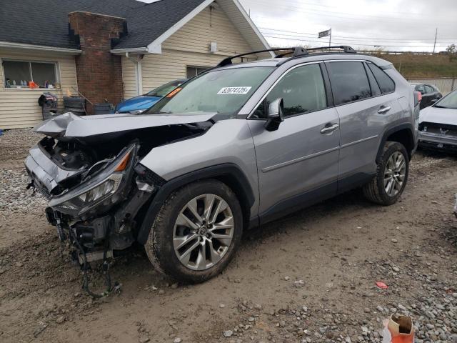 Toyota RAV4 2022, VIN JTME6RFV8ND528154, 1/5