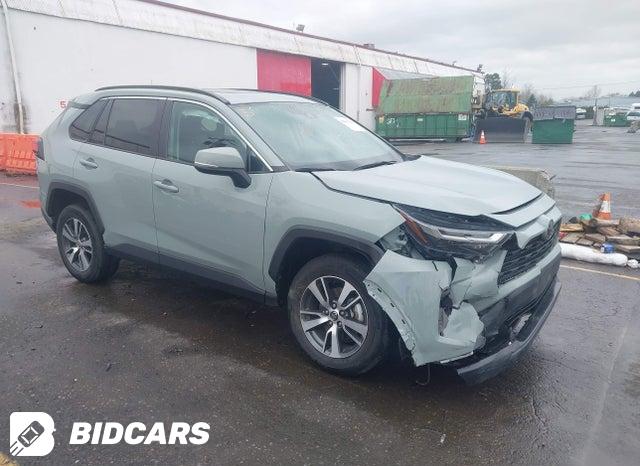 Toyota RAV4 2022, VIN JTMEB3FV0ND086320, 6/11