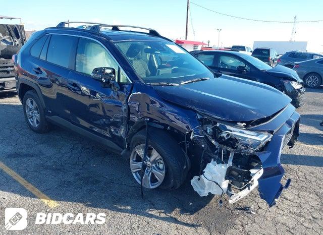 Toyota RAV4 2024, VIN JTMFB3FV3RD174921, 2/10