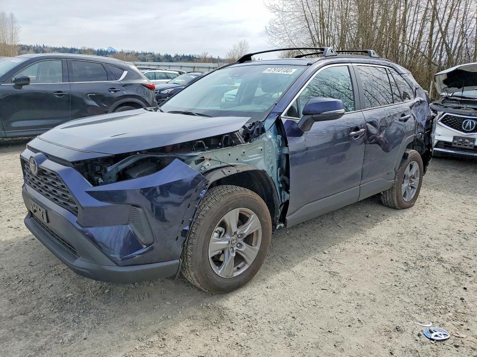 Toyota RAV4 2024, VIN JTMFB3FV3RD174921, 6/10
